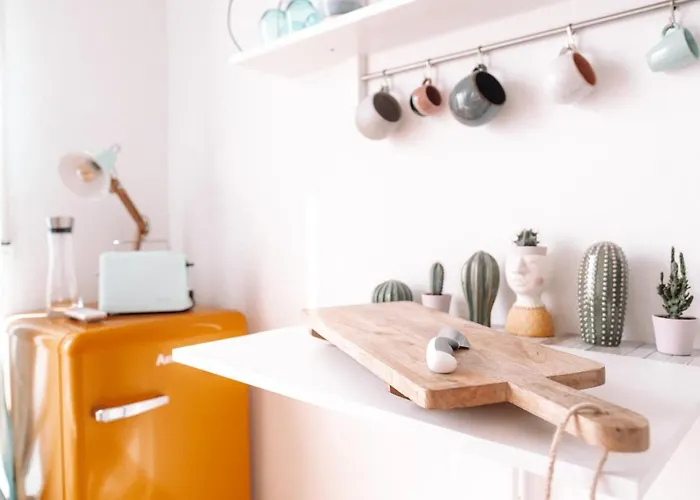 The Kalifornia I Stilvoll Mit Urlaubsfeeling I Dachterrasse I Klima Apartman Karlsruhe